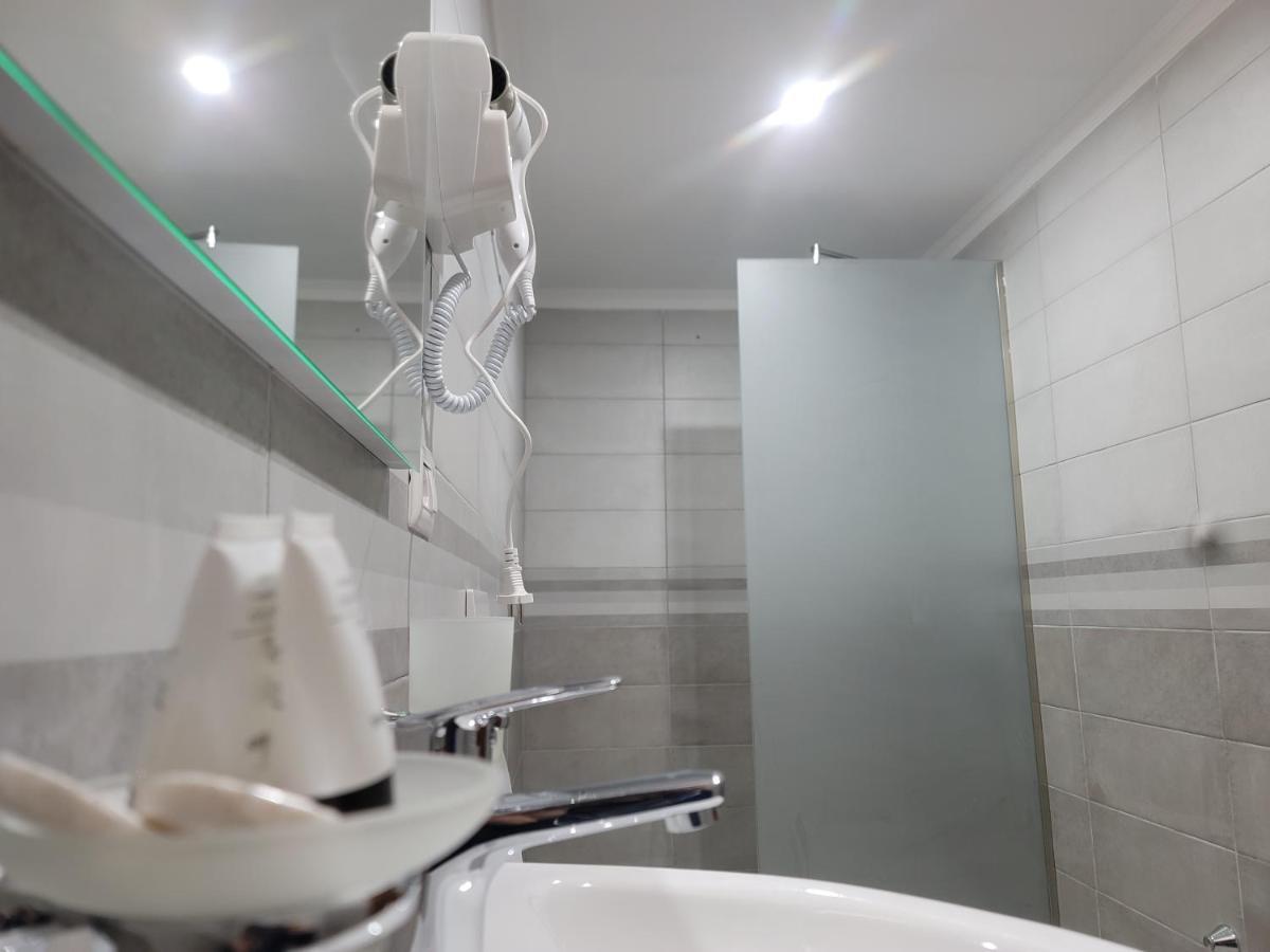 G&K Garden Hotel Berat Kültér fotó