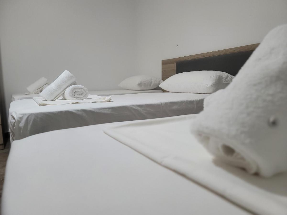 G&K Garden Hotel Berat Kültér fotó