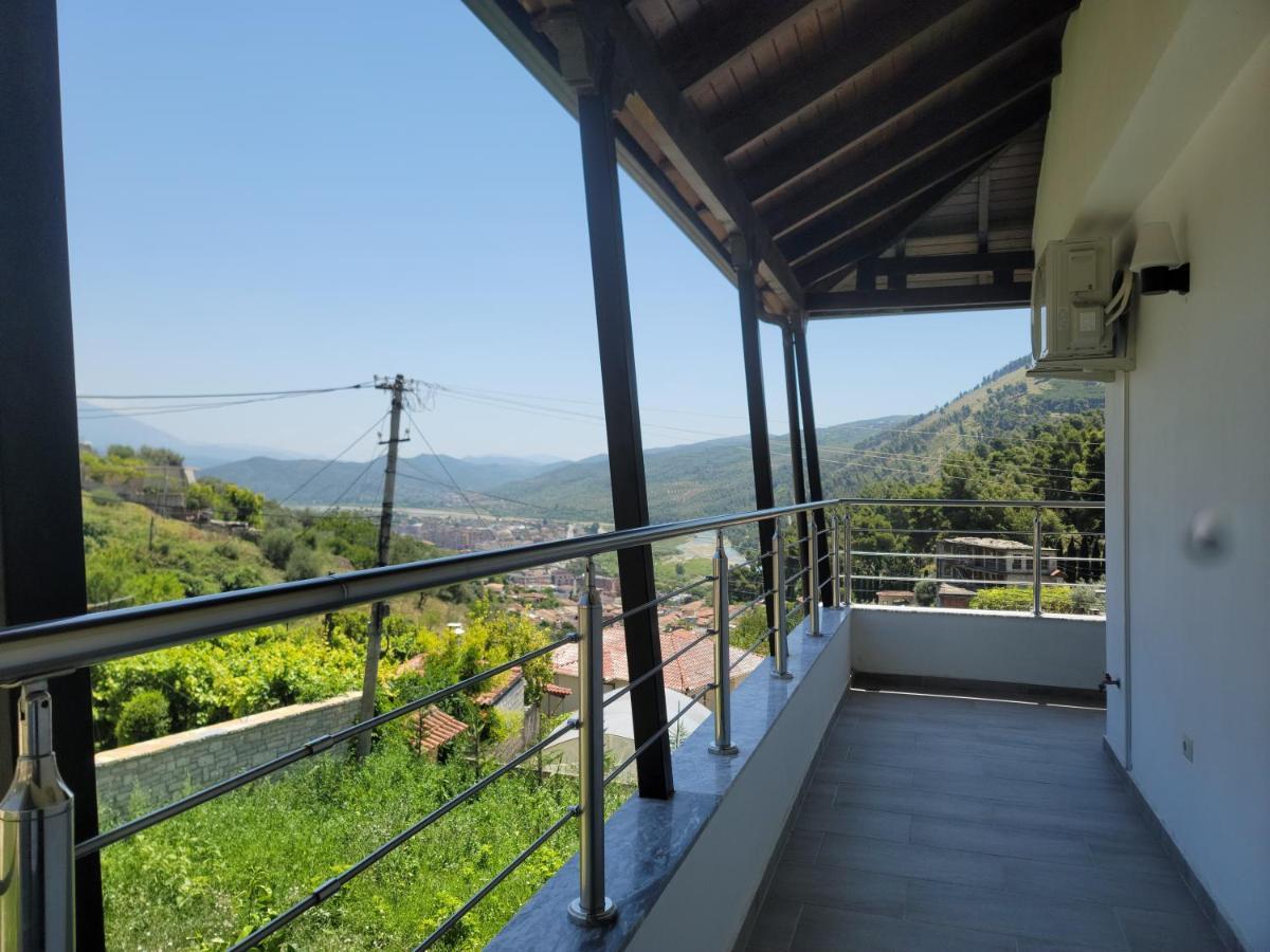 G&K Garden Hotel Berat Kültér fotó